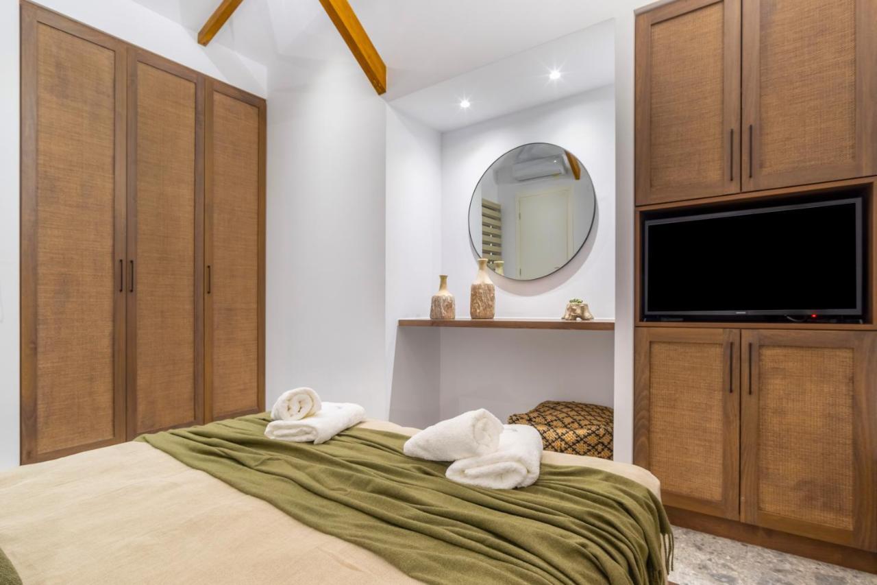Wave, An Idyllic Seafront Suite By Nirousuites Kokkini Hani 외부 사진